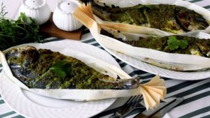 Дорадо в зелёном соусе