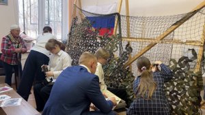 Помощь военным. Школьники Красноармейска помогают защитникам Родины