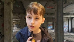 СМЕРТЬ В КОРОБКЕ ТРЕЙЛЕР!! ИСКУССТВЕННАЯ КРОВЬ И ОРУЖИЕ!