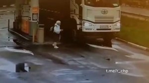 Подмосковный Минтранс показывает, до чего скандинавская ходьба доводит