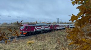 «Золотой осенью!» Электровоз ЭП2К-271 «Гранд-экспресс» с пасс.поездом на перегоне, октябрь 2025 г