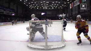 ХК «Химик» встретился с принципиальным соперником в Кургане