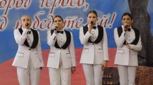 НВА «Алая роза»  «Взлетай на крыльях таланта» сл. Е. Олейник и А.Ольханского муз. А. Ольханского.