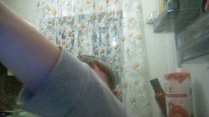 э, а я не понял, что вы делаете в моем холодильнике.