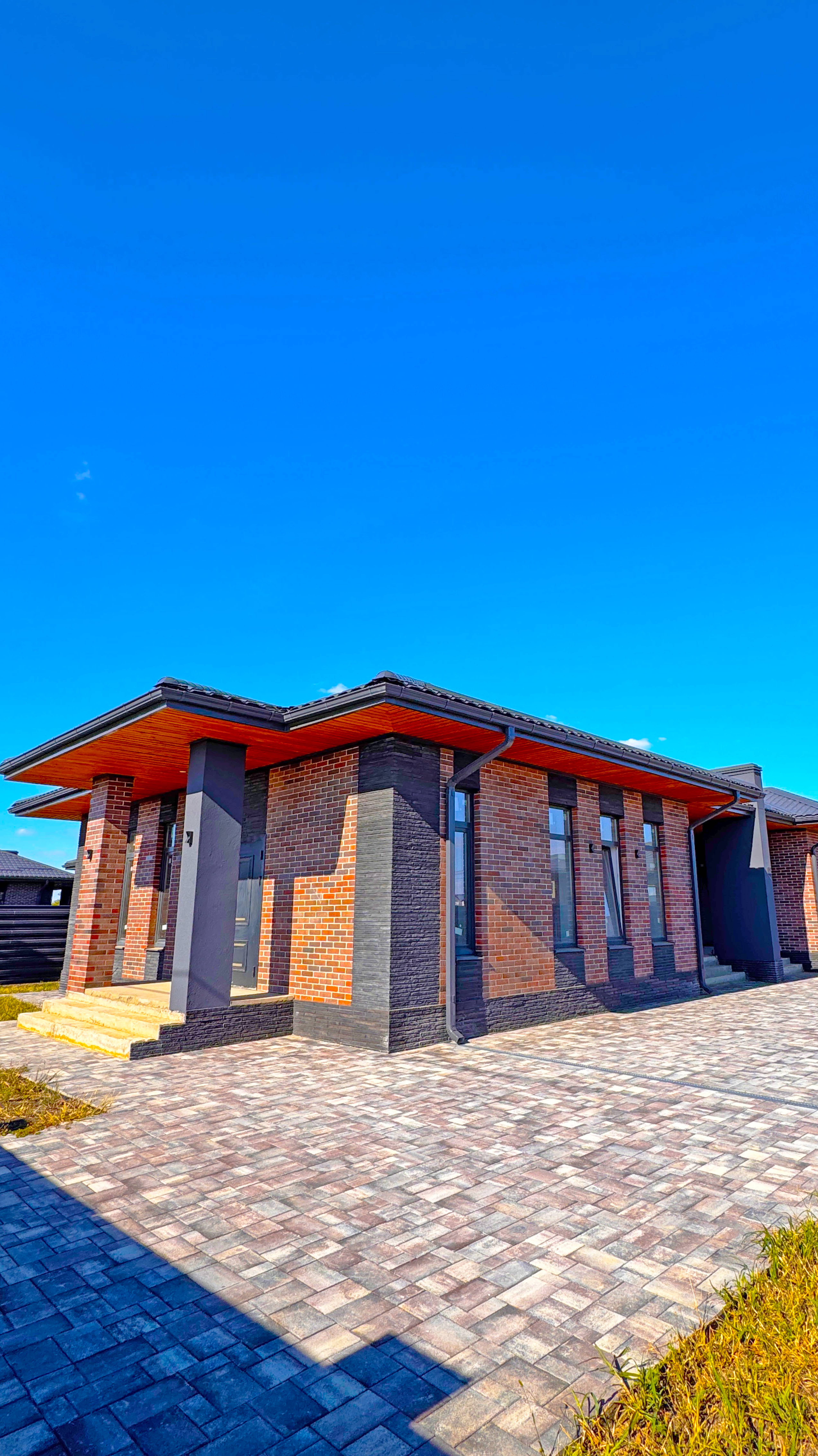 Новый просторный домик — тепло, комфорт и вдохновение каждый день смотреть онлайн