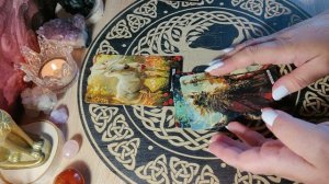 Что он хочет Вам сказать 💞 таро расклад