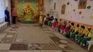 осенний праздник 2 младшая группа