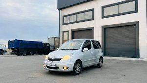 Toyota Funcargo, 2003 год