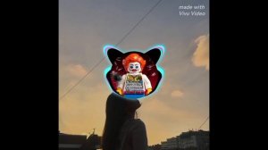 Трек 2025 года баба из пластика