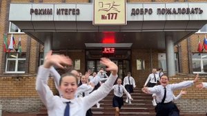 Танцы на каникулах!