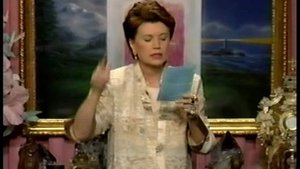 Shatter мантра "Разбить! Разбить! Разбить анти-Грааль сил зла!"