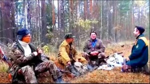 Охота с гончими Забава вл.Серов, Задор вл.Соколов, Весна вл.Белоусов, Говоруша и Рада вл.Шатров.#hu