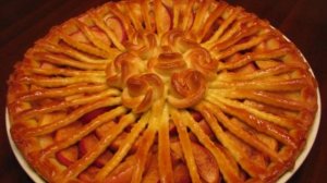 Дрожжевой пирог с яблоками