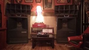 Thorens TD 235 проигрыватель винила