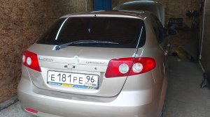 Замена сайлентблоков передних рычагов и замена топливного фильтра грубой очистки на Шевроле Лачетти.