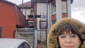 Строим навес у дома. Что получается и кто виноват? Уборка в гараже. Кто за все платит?