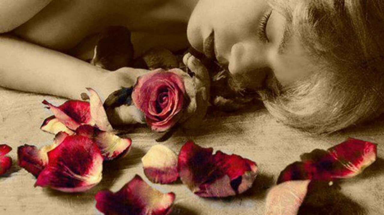 ВОТ ЭТО ПЕСНЯ! НЕ ВОЗВРАЩАЙТЕСЬ  НИКОГДА К ТОМУ, КТО ПРЕДАЛ ВАС ОДНАЖДЫ