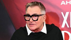 Дмитрий Дибров решил отобрать у Полины свою фамилию