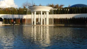 29=10=2025  КРАСНОДАР.  ПАРК  С.  ГАЛИЦКОГО . ОСЕНЬ.  (211)