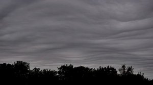 Таймлапс. Низкая облачность.