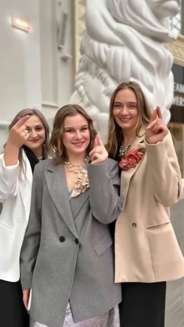 ОЖИВИТЬ ЛЮБУЮ ФОТОГРАФИЮ за 2 МИНУТЫ? 🤯 Это реально! #искусственныйинтеллект #работасИИ смотреть онлайн