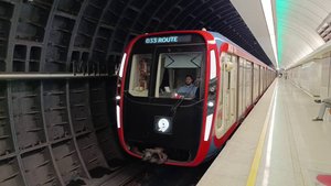 Московский метрополитен красивая подборка станций и поезд Москва