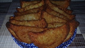 Мини чебуреки из готового магазинного теста.