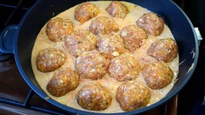 Перемешайте фарш с рисом! Век живи-век учись! Долго искала и наконец-то нашла правильный рецепт