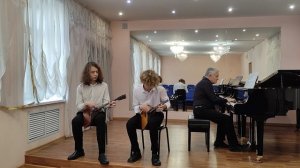 Кемерово, ЦДШИ, Климов Тимофей и Щербаков Аким -  "Падэспань" обр. Н. Грязновой