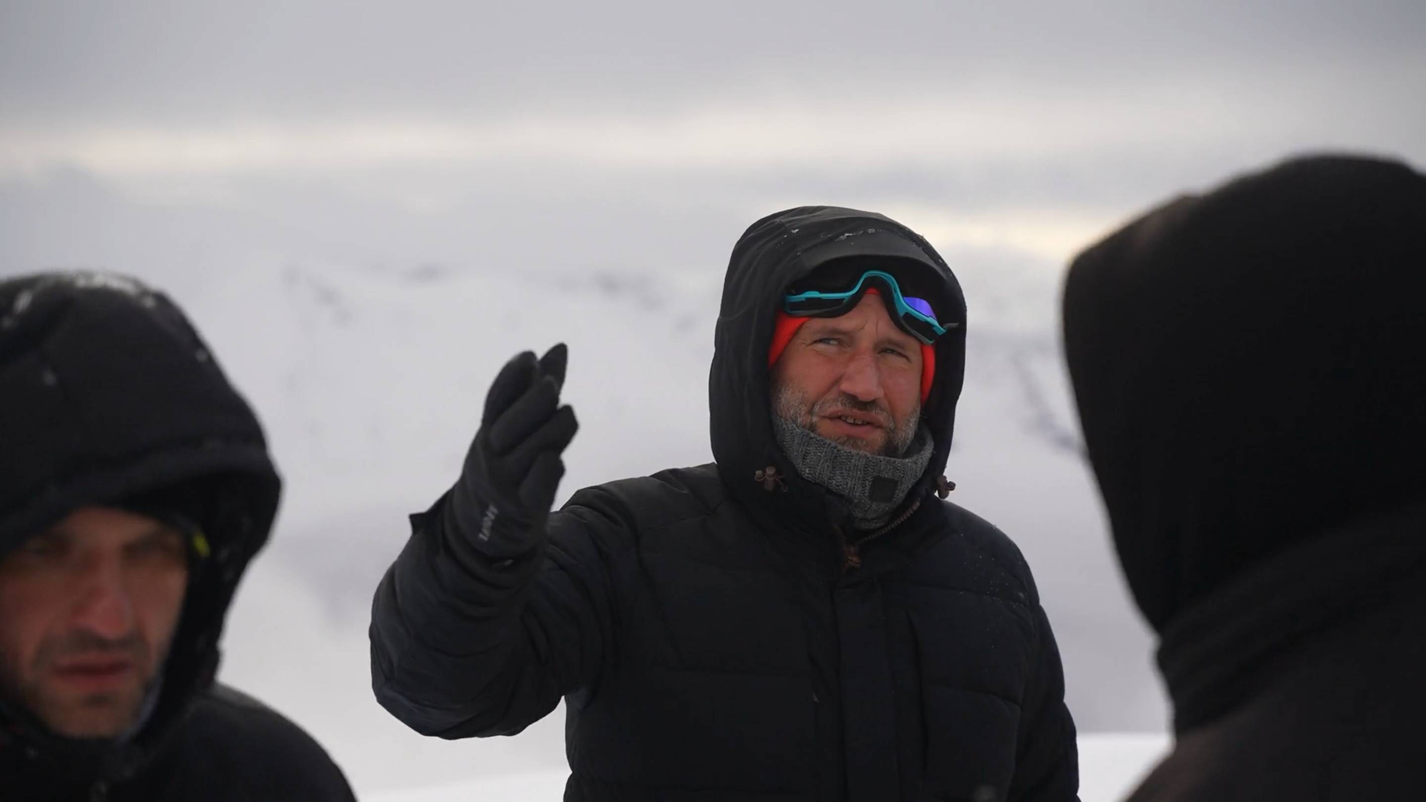 Съёмочная группа телеканала «СвоёТВ» записала большое интервью с режиссёром Юрием Быковым