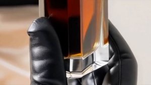 By the Kaaba Areej le dore