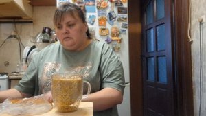 мукбанг  ем борщ  пью кофе ☕️