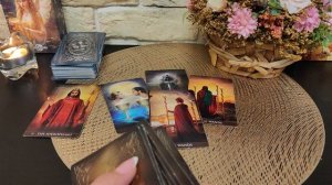 Что он будет делать дальше💖👩❤️👨🌹Таро