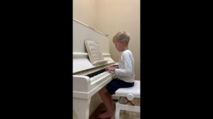 Моя первая мелодия на пианино