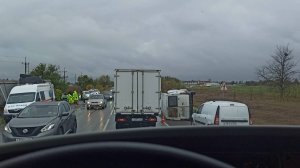 Дождливый рейс на Петербилт387 по пути убилось колесо