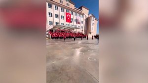 Турецкий хор школьников запел по-русски