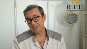 Часто щипаете брови? Можете остаться без них.