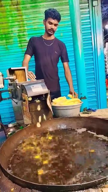 А теперь чипсы по-индийски.