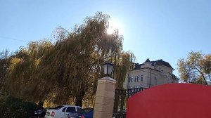 Кисловодск. Вид на Казачью горку с Курортного бульвара. 30.10.2025 г.