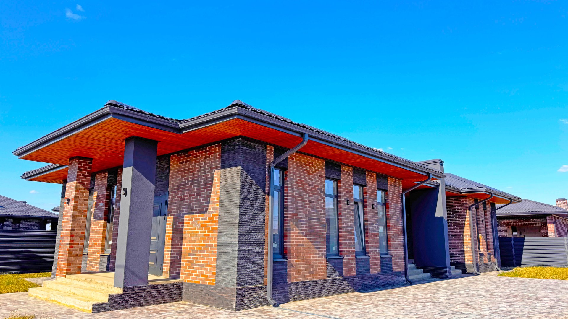 Новый просторный домик — тепло, комфорт и вдохновение каждый день смотреть онлайн