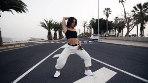 Зайди в чат Хит 2025 года