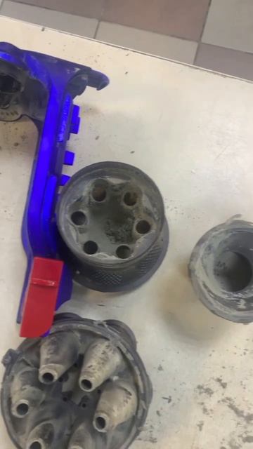 Беспроводной пылесос Dyson DS45  - Не включается | Замена АКБ смотреть онлайн