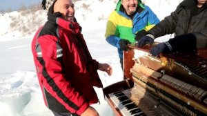 Подводные пианисты.