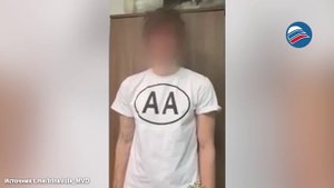 Житель Химок залез на крышу вагона метро и спрыгнул в Москву-реку с Нагатинского моста