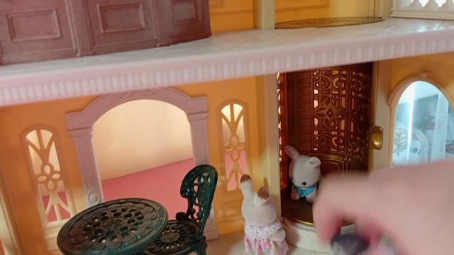 Sylvanian families 29 серия-"Николай, Таня и Исла в городе" смотреть онлайн