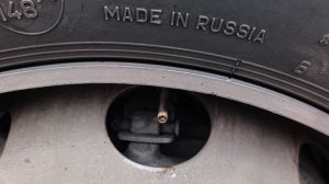 Нищеброды на стоянке скрутили колпачёк с колеса. Загрузился в Новосибирск.