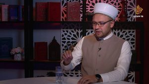 Должен ли муж помогать по дому и сидеть с детьми? | Узнаем у имама