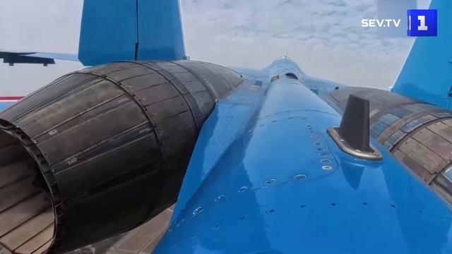 «Русские витязи» показали высший пилотаж на авиашоу в Китае