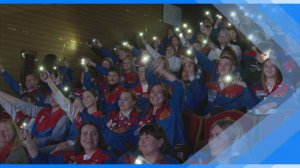 31.10.2025  Илья Середюк вручил знамя лучшему студенческому отряду Кузбасса 2025 года