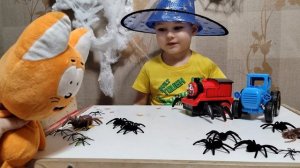 Хэллоуин. Обзор Серёжиных пауков